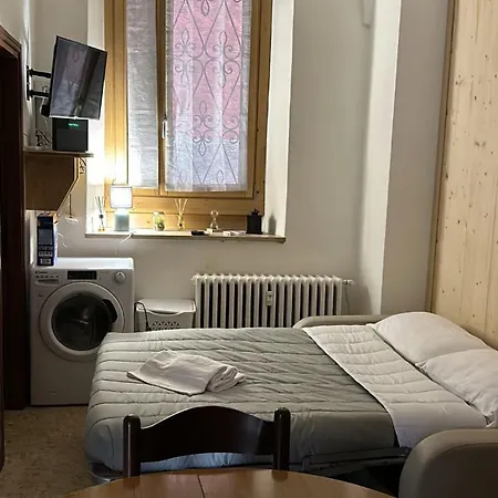 Apartman Flat In Centre - 10 Minutes From Train Station Tirano